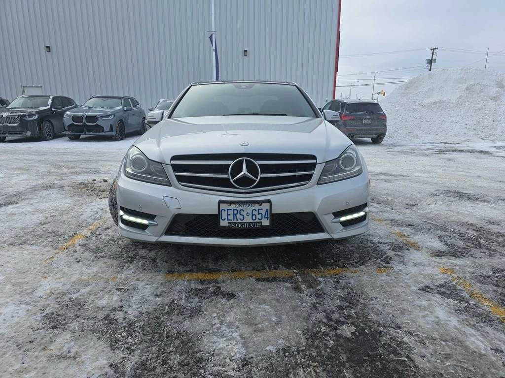 Mercedes-Benz C 300 2014 4MATIC * ПРЕДСТАВИТЕЛСТВО НА BMW *  - изображение 2