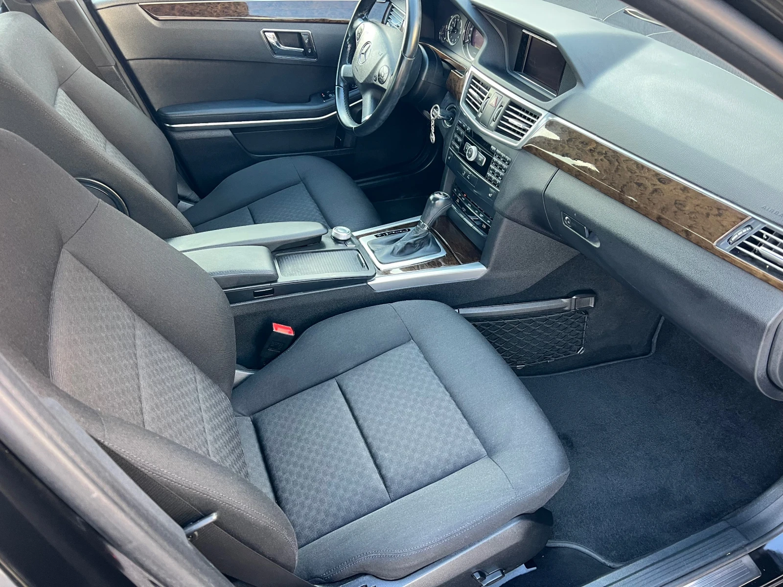 Mercedes-Benz E 220 CDI* ���������* 100%��* �����* ���������* ������ | Mobile.bg � ����������� 10