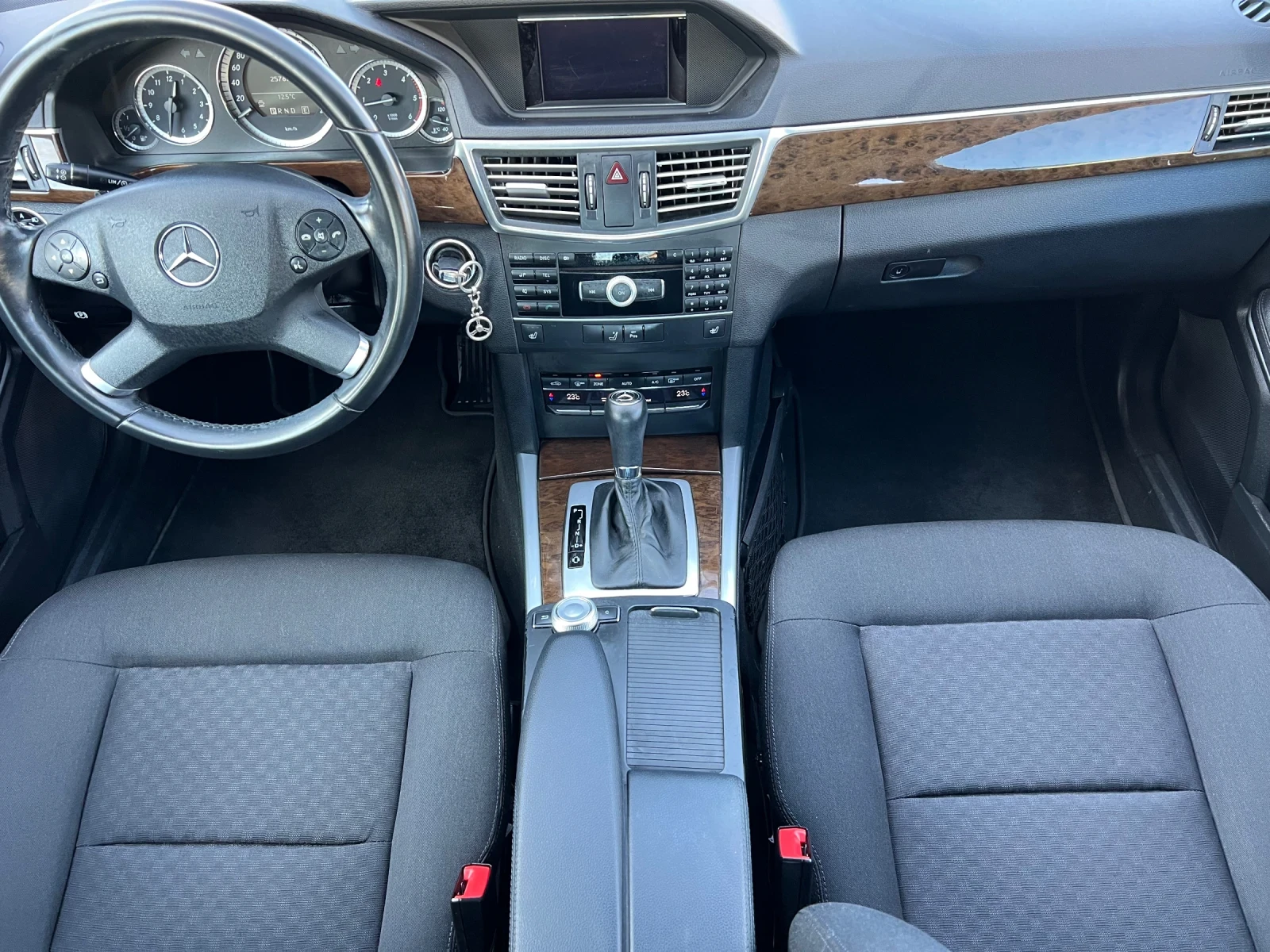 Mercedes-Benz E 220 CDI* ���������* 100%��* �����* ���������* ������ | Mobile.bg � ����������� 2