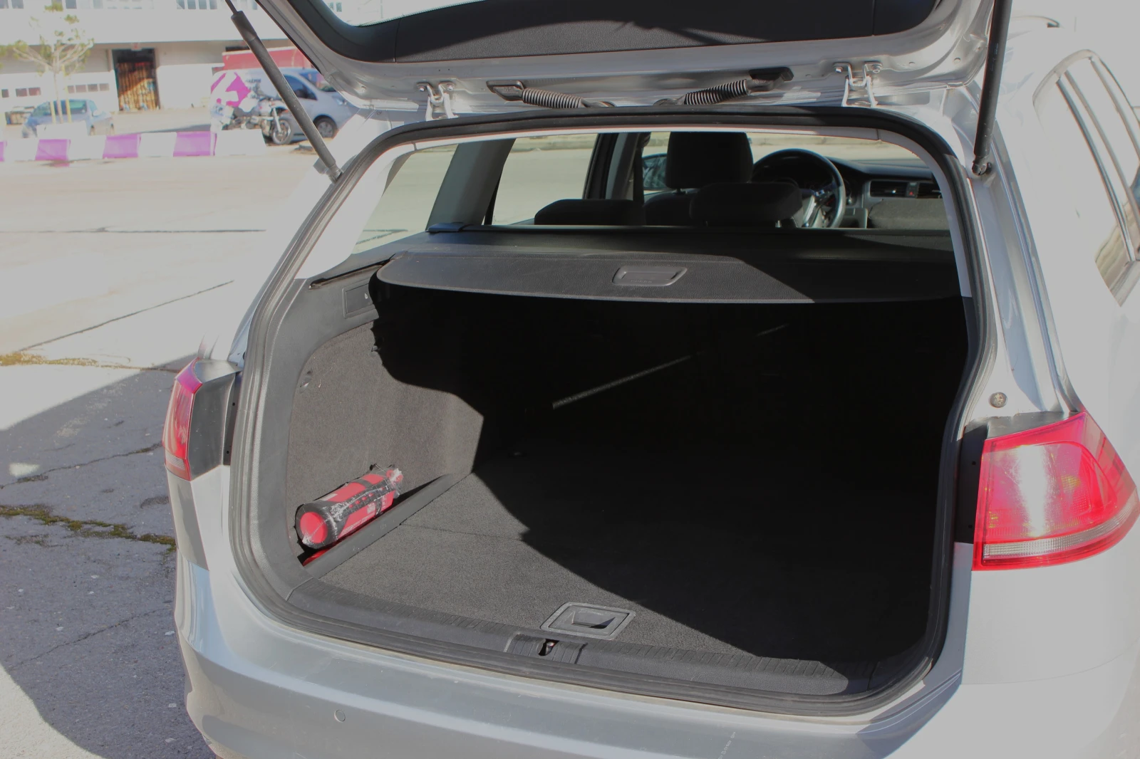 VW Golf 1.6TDi Variant - изображение 10