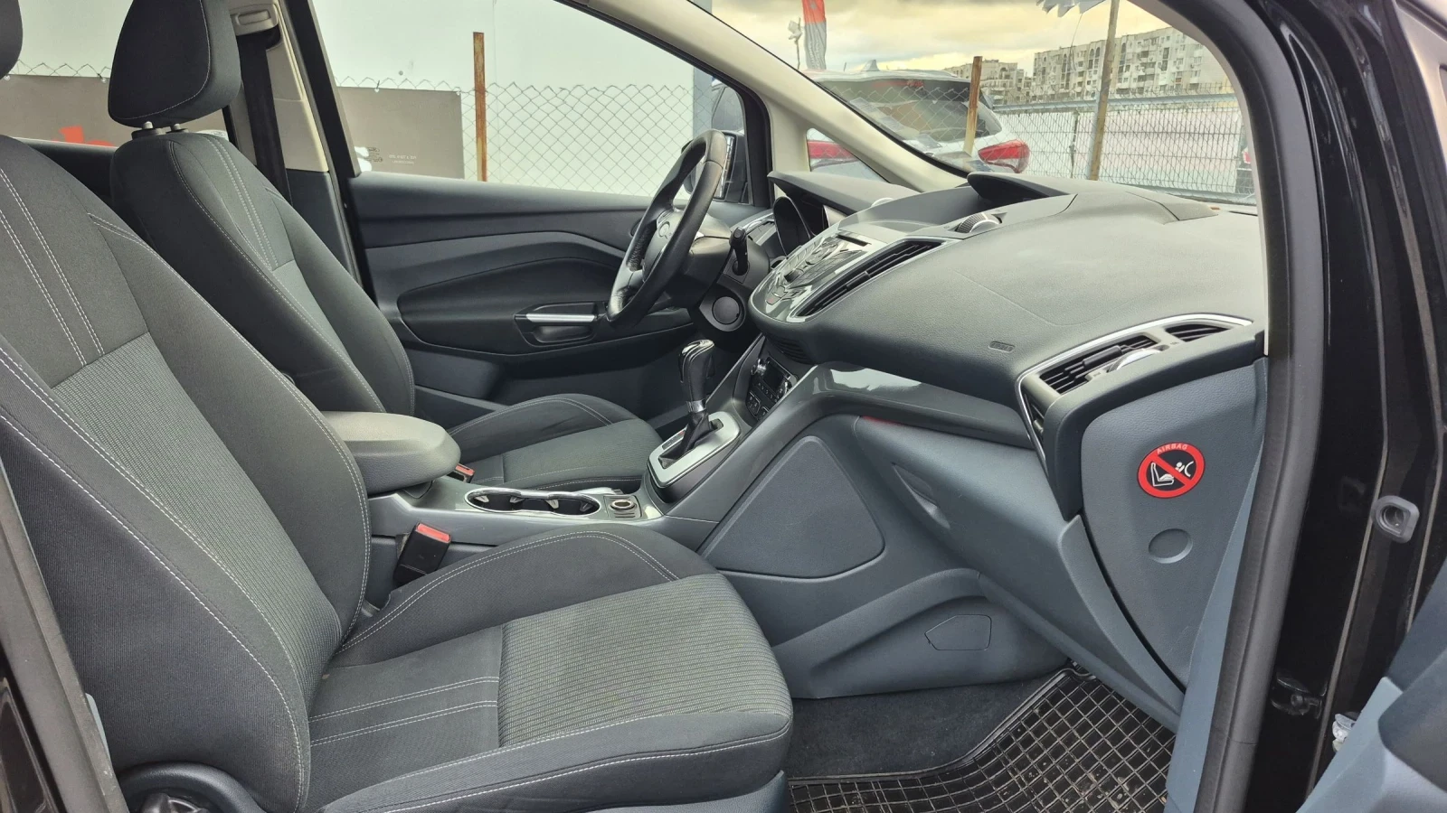 Ford C-max 2.0 TDCI * 129 000 km * FULL * Обслужен * Автомат, снимка 9 - Автомобили и джипове - 54136981