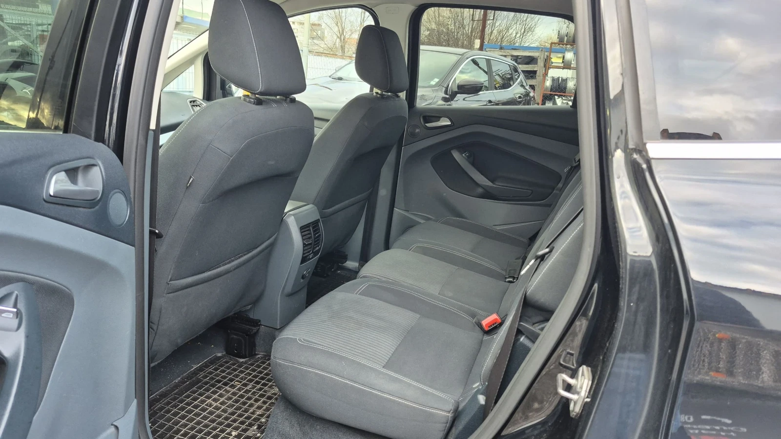 Ford C-max 2.0 TDCI * 129 000 km * FULL * Обслужен * Автомат, снимка 8 - Автомобили и джипове - 54136981