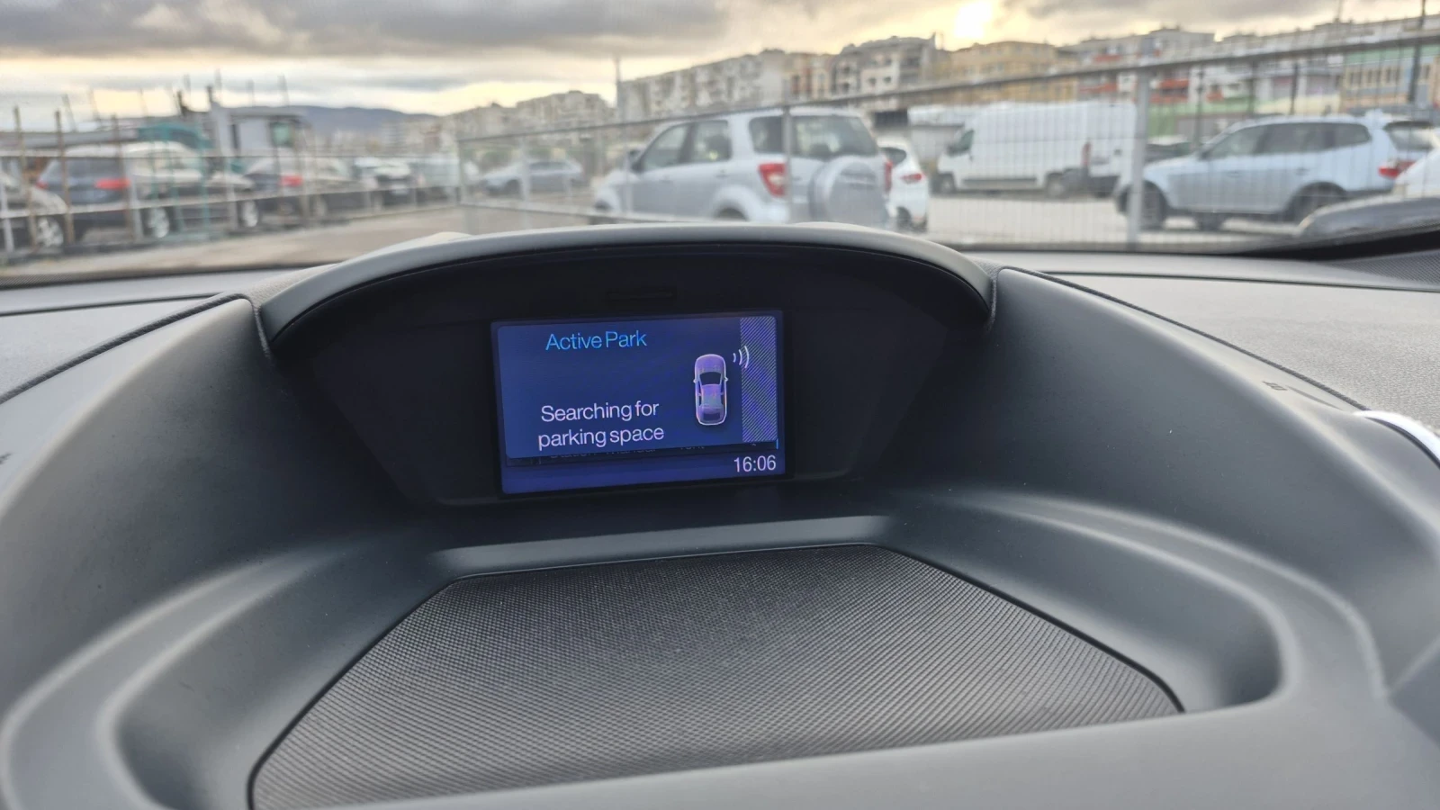 Ford C-max 2.0 TDCI * 129 000 km * FULL * Обслужен * Автомат, снимка 14 - Автомобили и джипове - 54136981