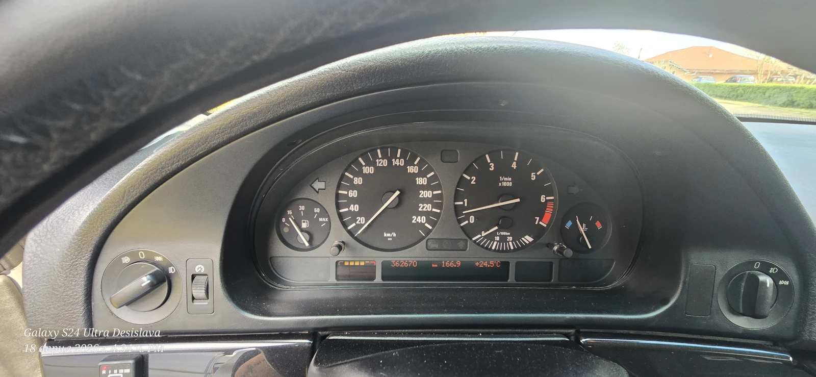 BMW 520 I, снимка 9 - Автомобили и джипове - 54255810