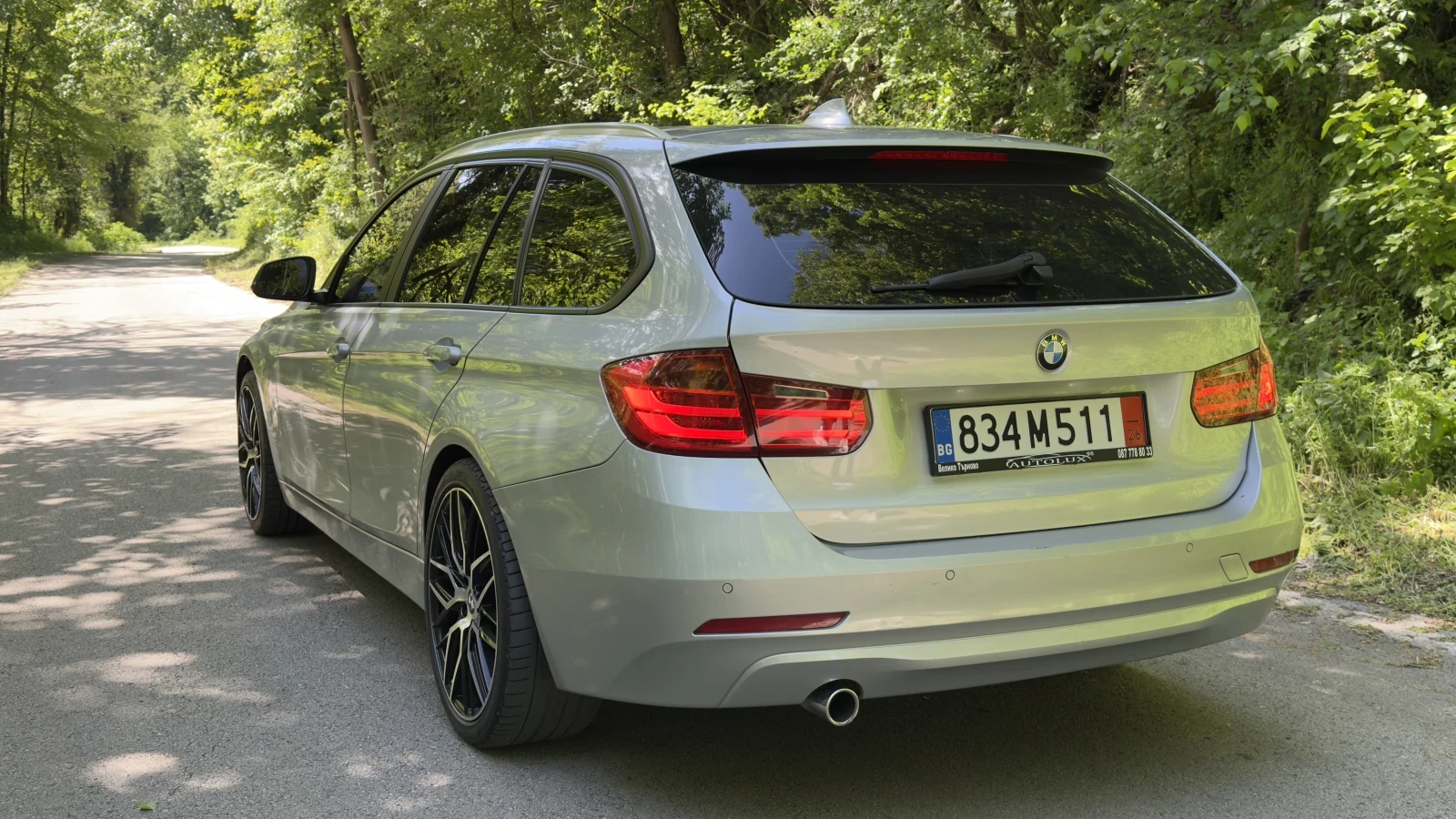 BMW 320, снимка 2 - Автомобили и джипове - 54443408