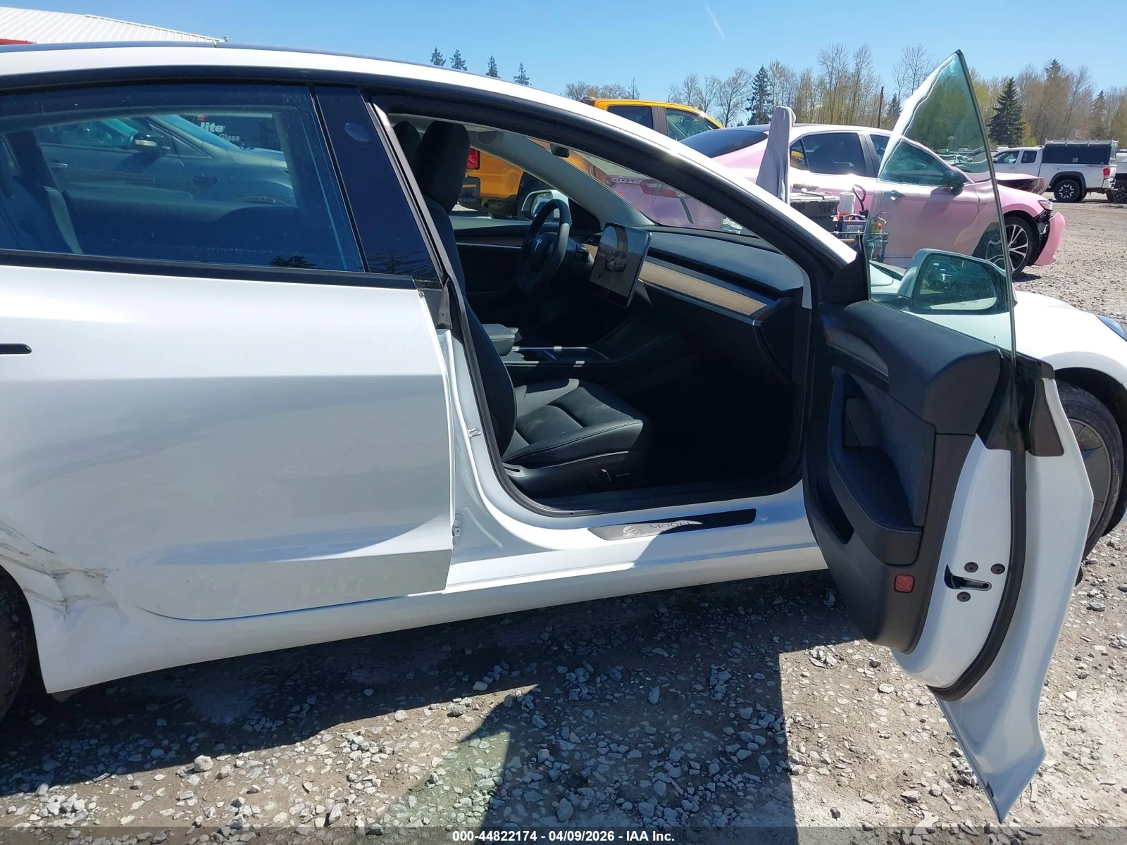 Tesla Model 3, снимка 5 - Автомобили и джипове - 54545289