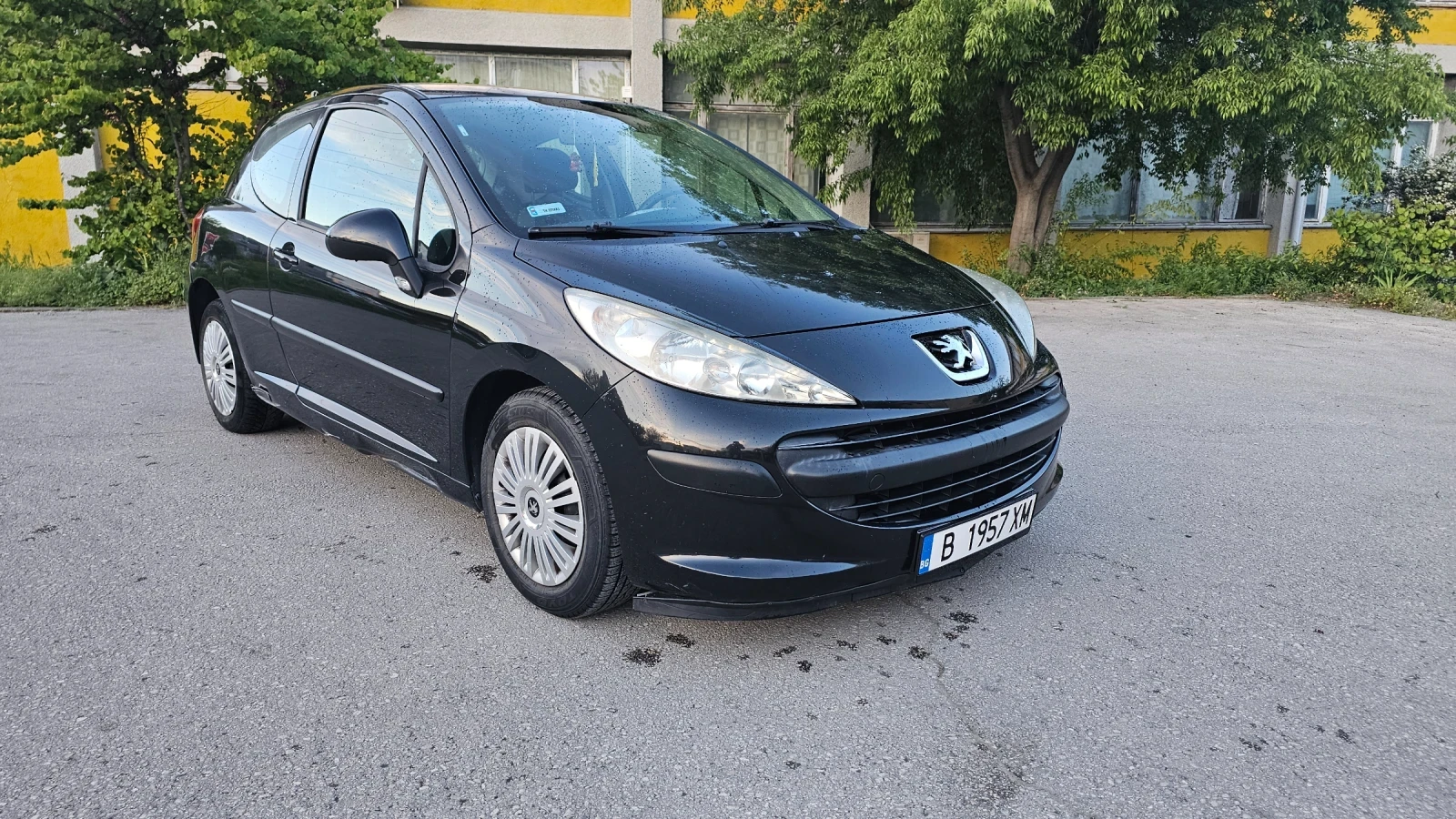 Peugeot 207, снимка 8 - Автомобили и джипове - 54576531