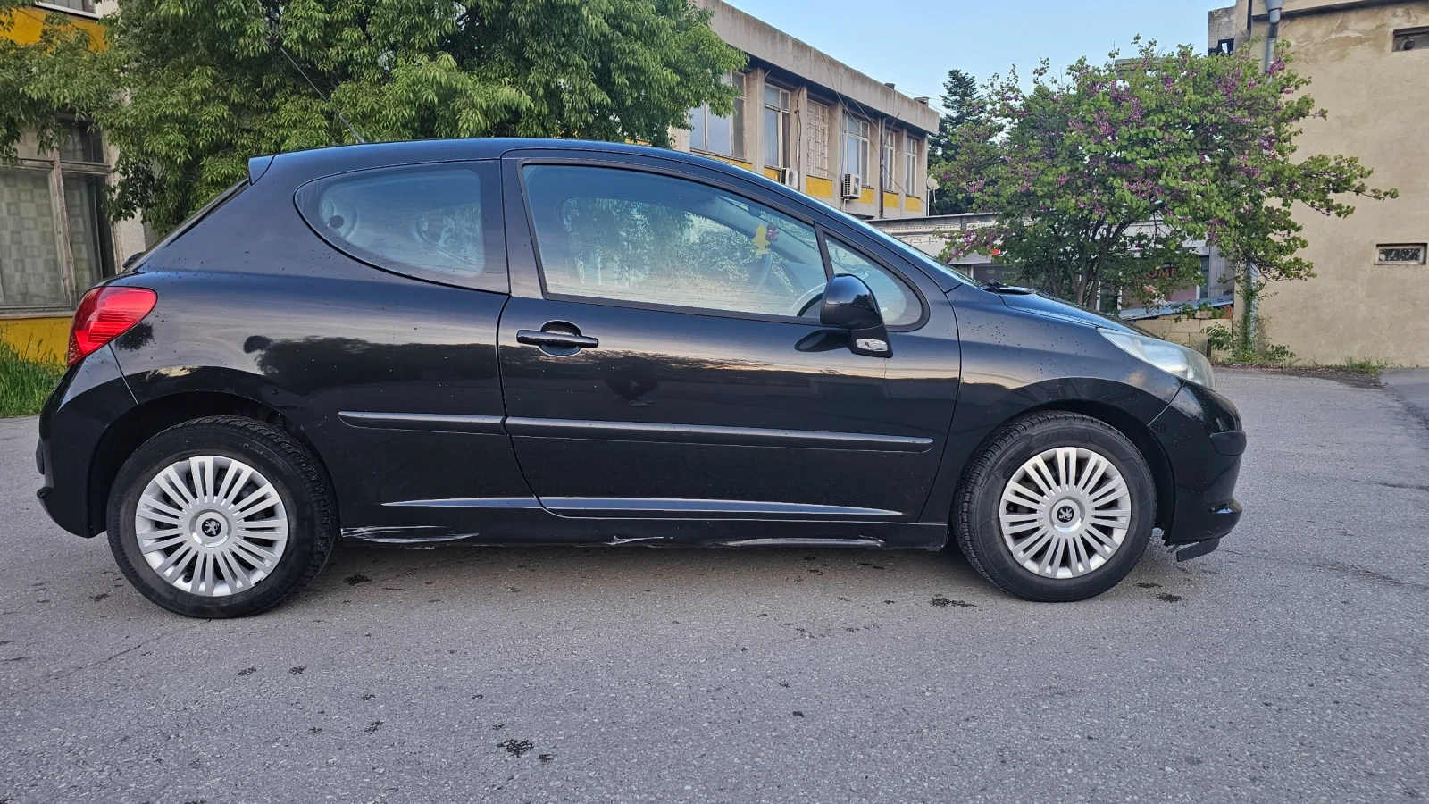 Peugeot 207, снимка 7 - Автомобили и джипове - 54576531
