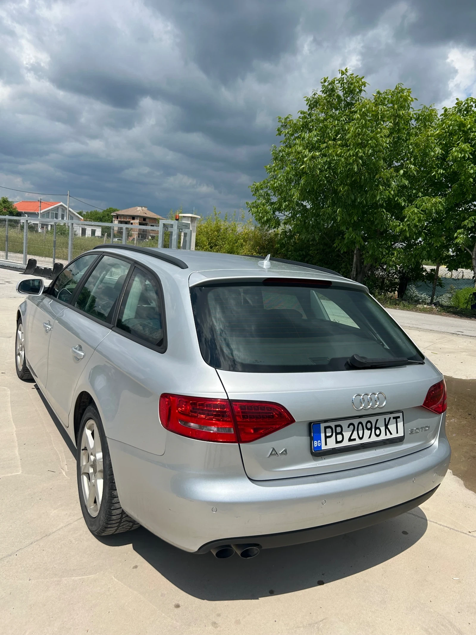 Audi A4 A4 B8 2.0 TDI Avant, снимка 3 - Автомобили и джипове - 54793714