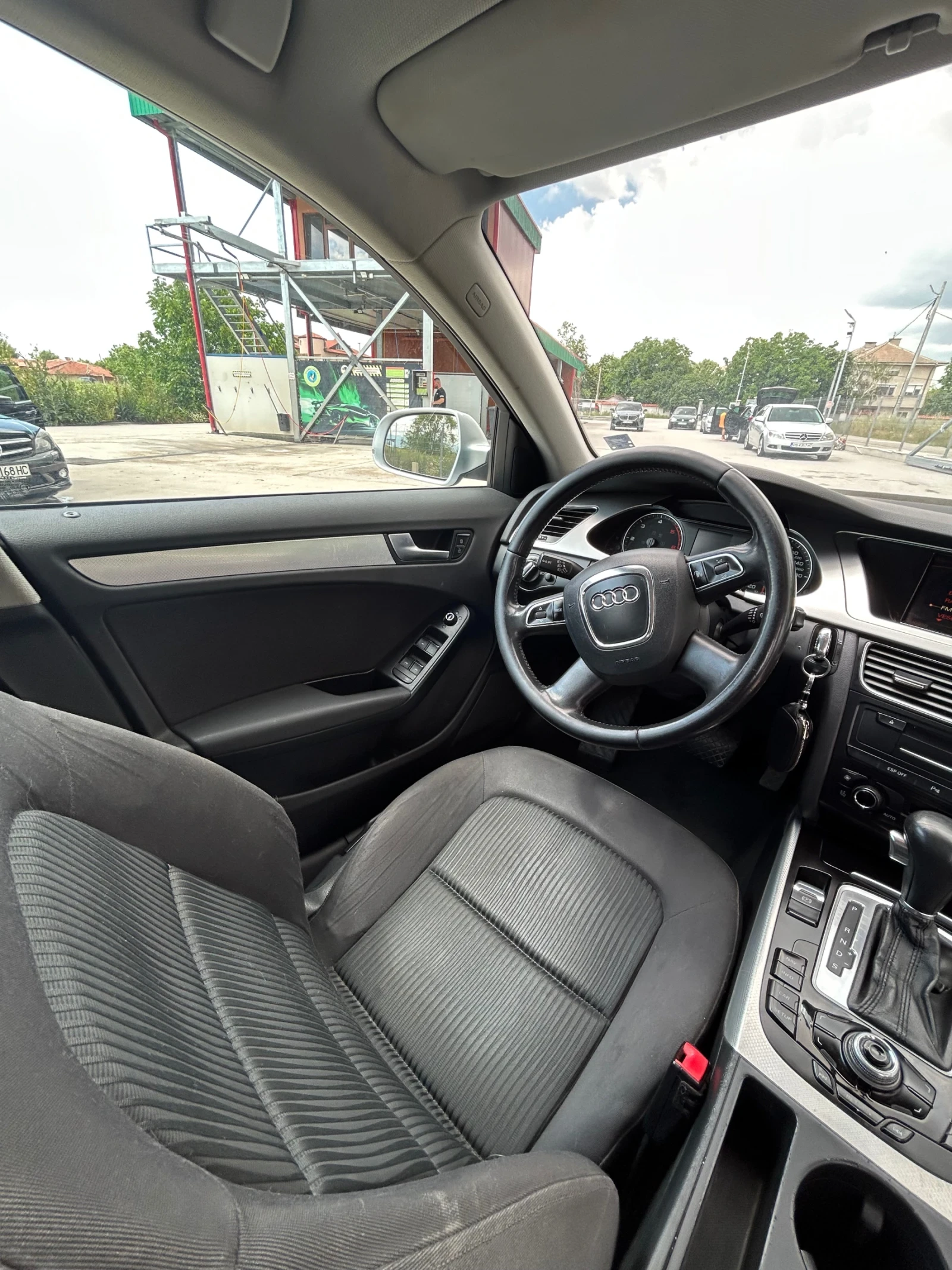 Audi A4 A4 B8 2.0 TDI Avant, снимка 16 - Автомобили и джипове - 54793714
