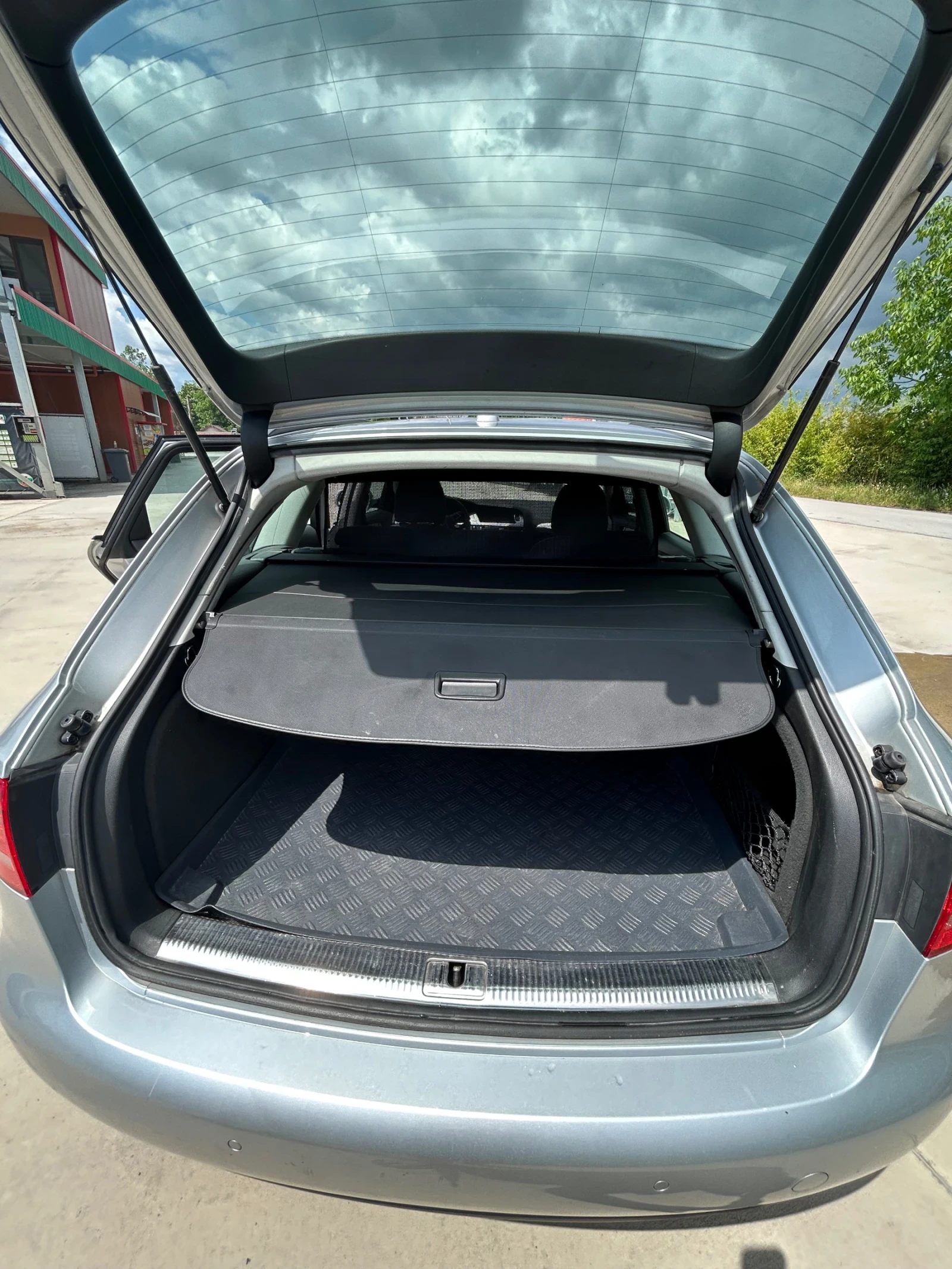 Audi A4 A4 B8 2.0 TDI Avant, снимка 13 - Автомобили и джипове - 54793714