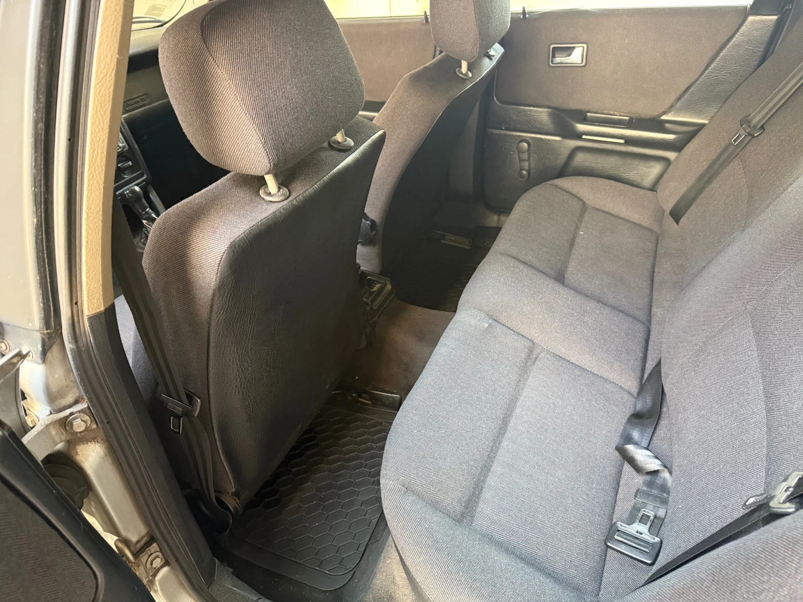 Audi 80 1.8 | Mobile.bg � ����������� 12