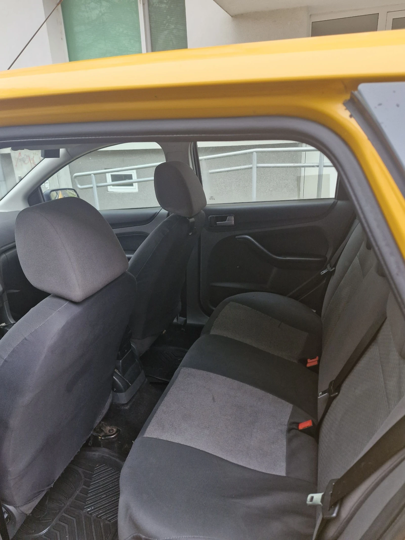 Ford Focus 1.6 TDCI, снимка 5 - Автомобили и джипове - 55420900