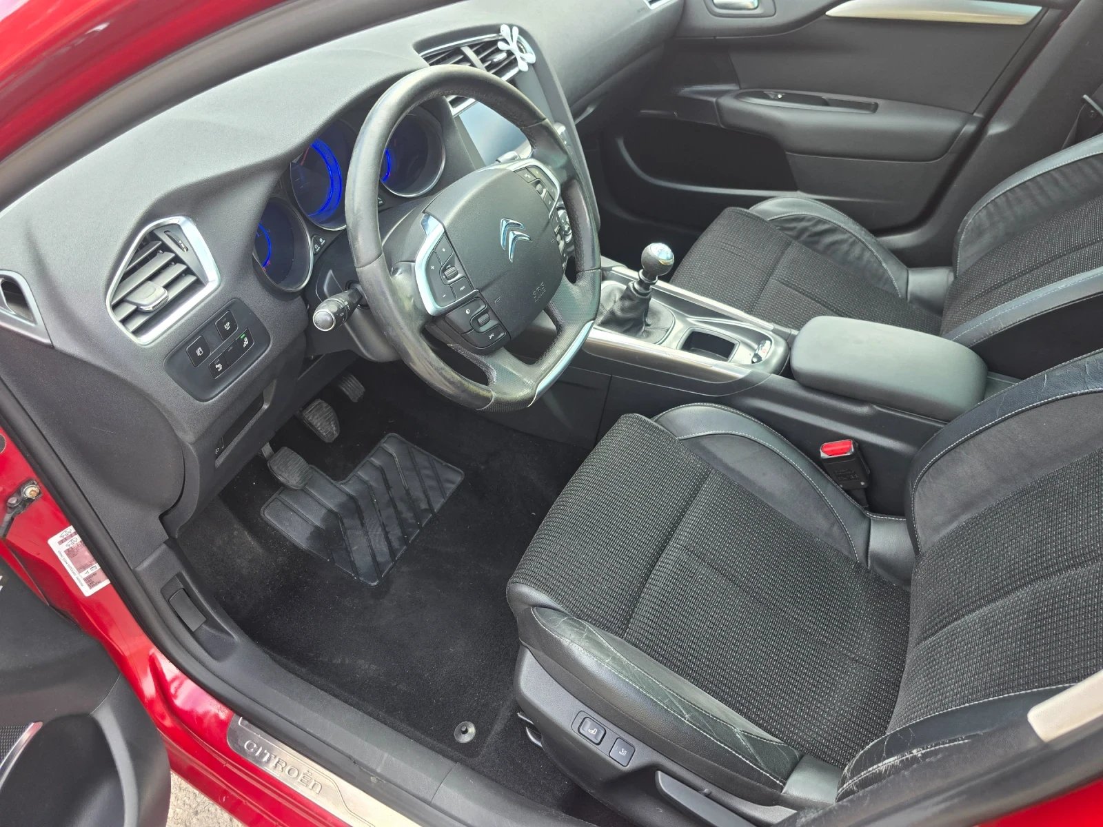 Citroen C4 2.0HDI  Италия PANORAMA КОЖА NAVI, снимка 13 - Автомобили и джипове - 55692459