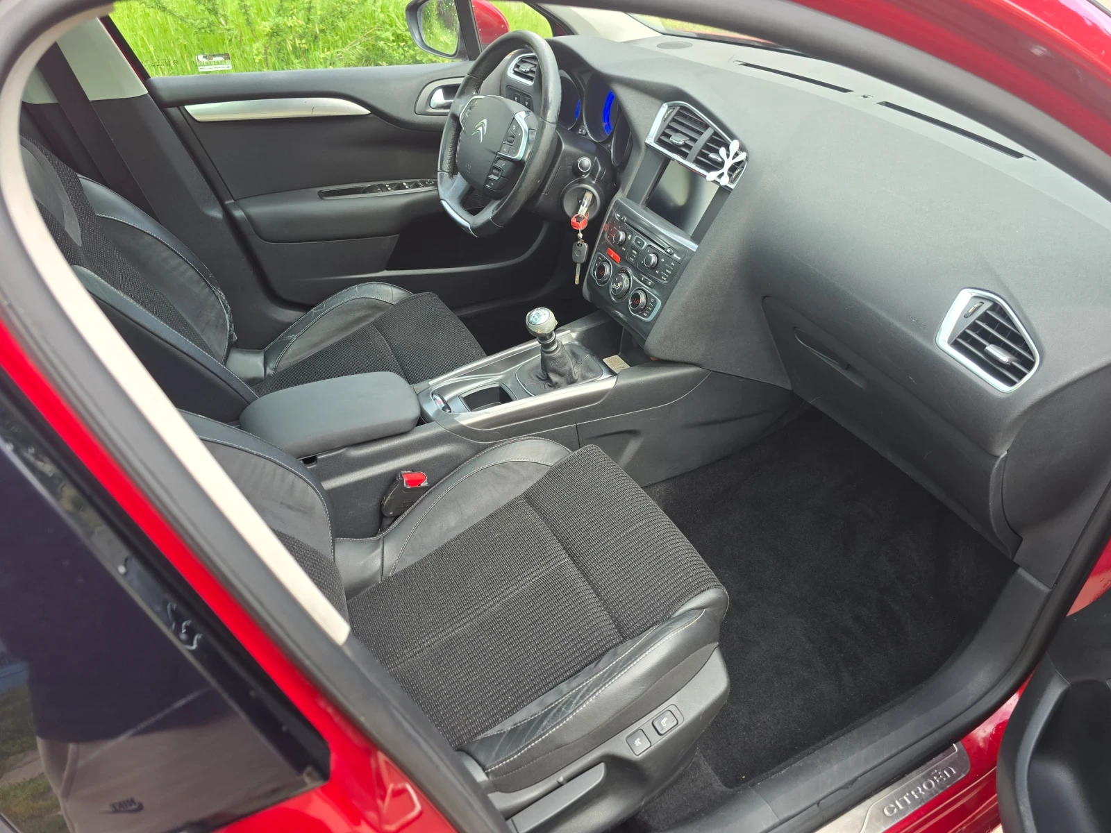 Citroen C4 2.0HDI  Италия PANORAMA КОЖА NAVI, снимка 10 - Автомобили и джипове - 55692459