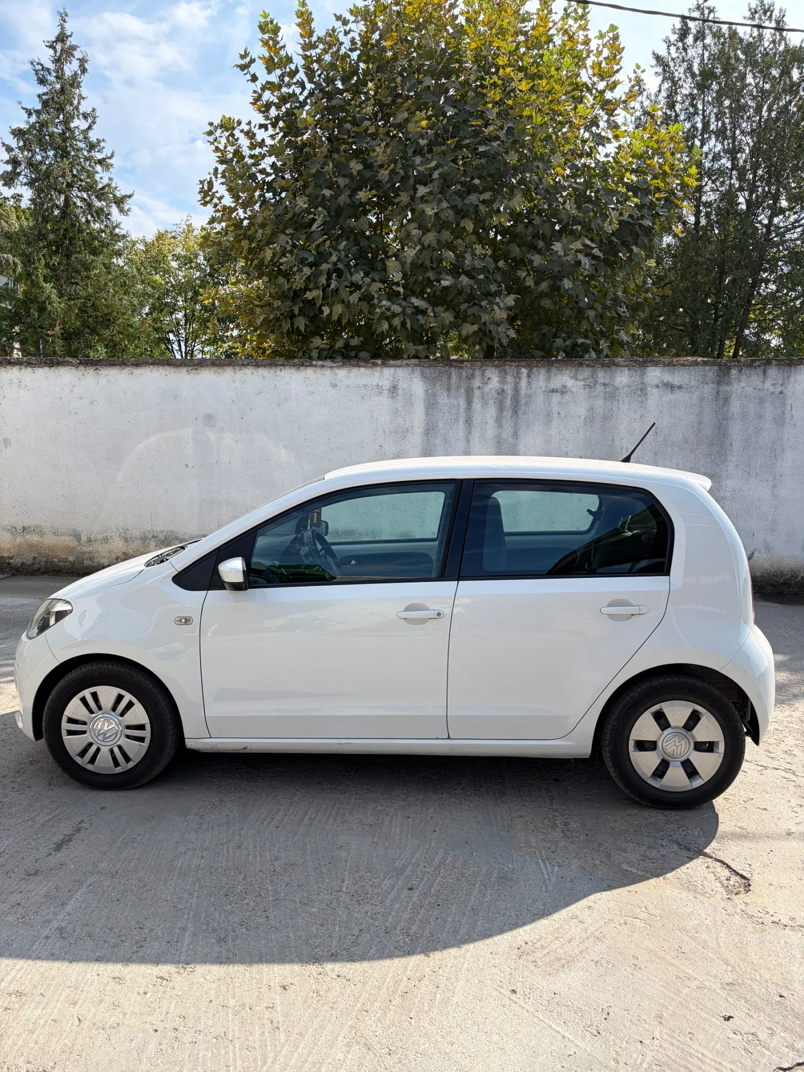 VW Up, снимка 7 - Автомобили и джипове - 56165056