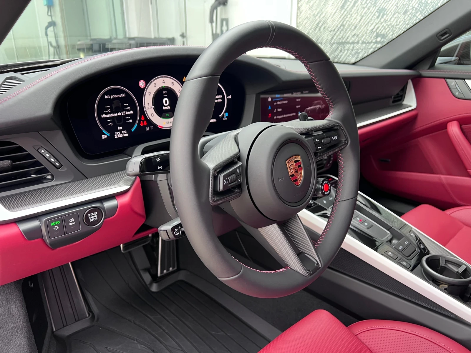 Porsche 911 Targa 4 GTS, снимка 7 - Автомобили и джипове - 56367905