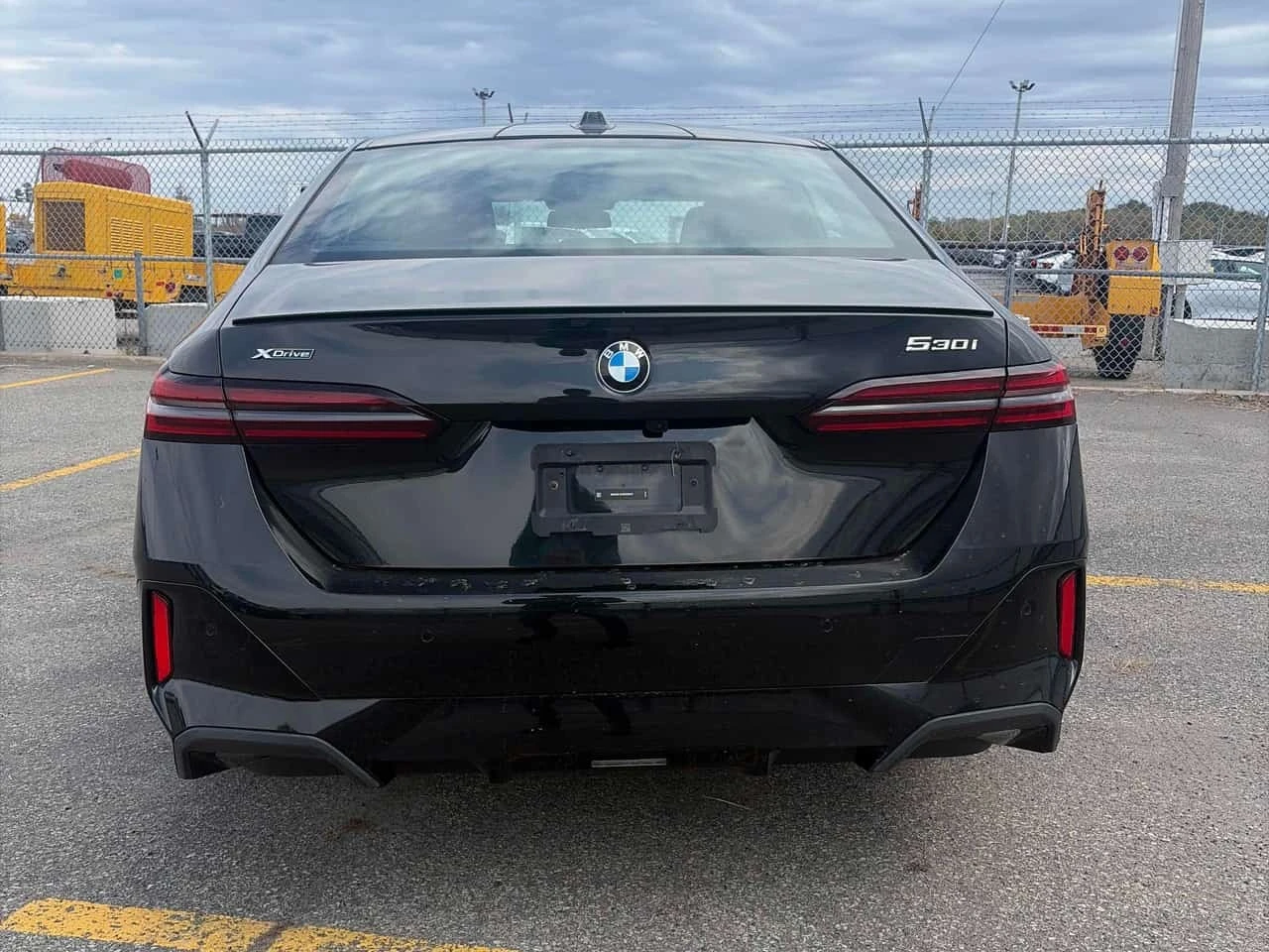 BMW 530 * xDrive * CARFAX * ����� �� ����������� | Mobile.bg � ����������� 4