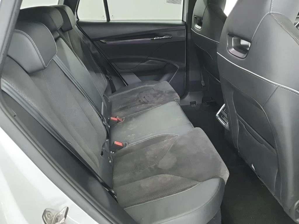 Skoda Enyaq 60 LED Ambient Leather Navi Camera 93% SoH | Mobile.bg � ����������� 8