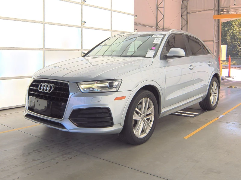 Audi Q3 2.0T Premium* Camera* Pano* Сервизна история, снимка 2 - Автомобили и джипове - 47959065