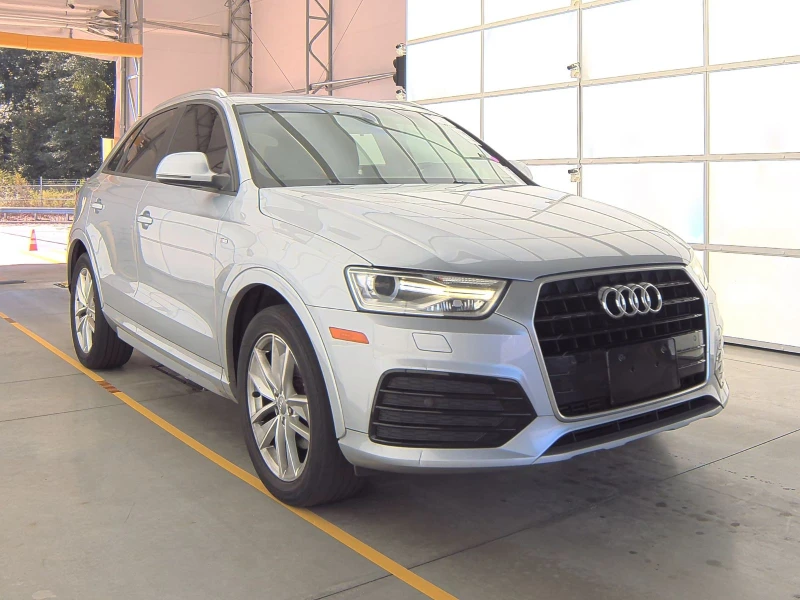 Audi Q3 2.0T Premium* Camera* Pano* Сервизна история, снимка 1 - Автомобили и джипове - 47959065