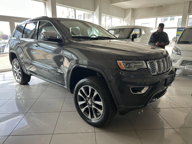 Jeep Grand cherokee Overland 3.6, снимка 2 - Автомобили и джипове - 48257853