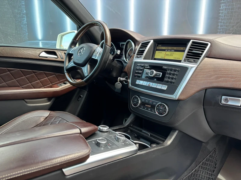 Mercedes-Benz ML 350 AMG, снимка 11 - Автомобили и джипове - 51689021