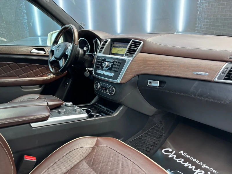 Mercedes-Benz ML 350 AMG, снимка 13 - Автомобили и джипове - 51689021