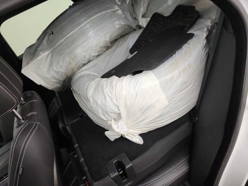 Land Rover Range Rover Velar * S * CARFAX * Без инциденти * , снимка 11 - Автомобили и джипове - 53259649