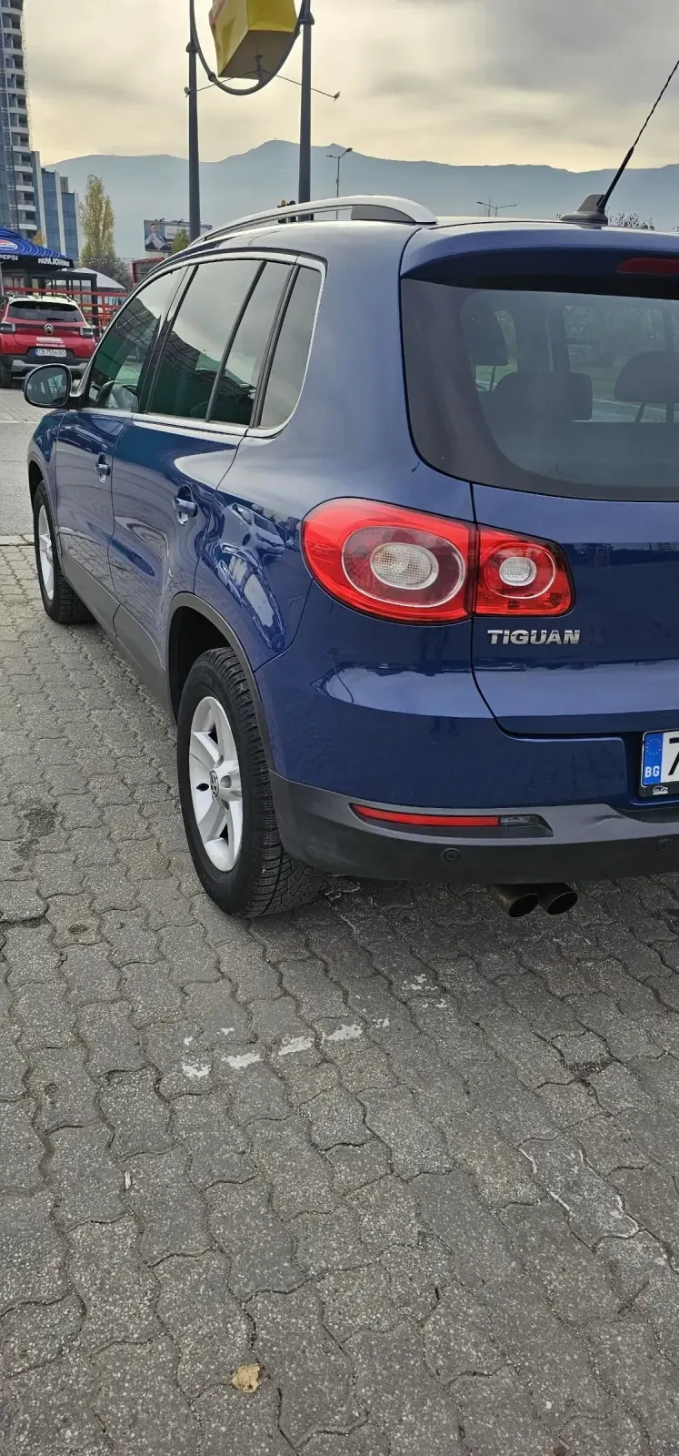 VW Tiguan TSI 4MOTION, снимка 4 - Автомобили и джипове - 52398387