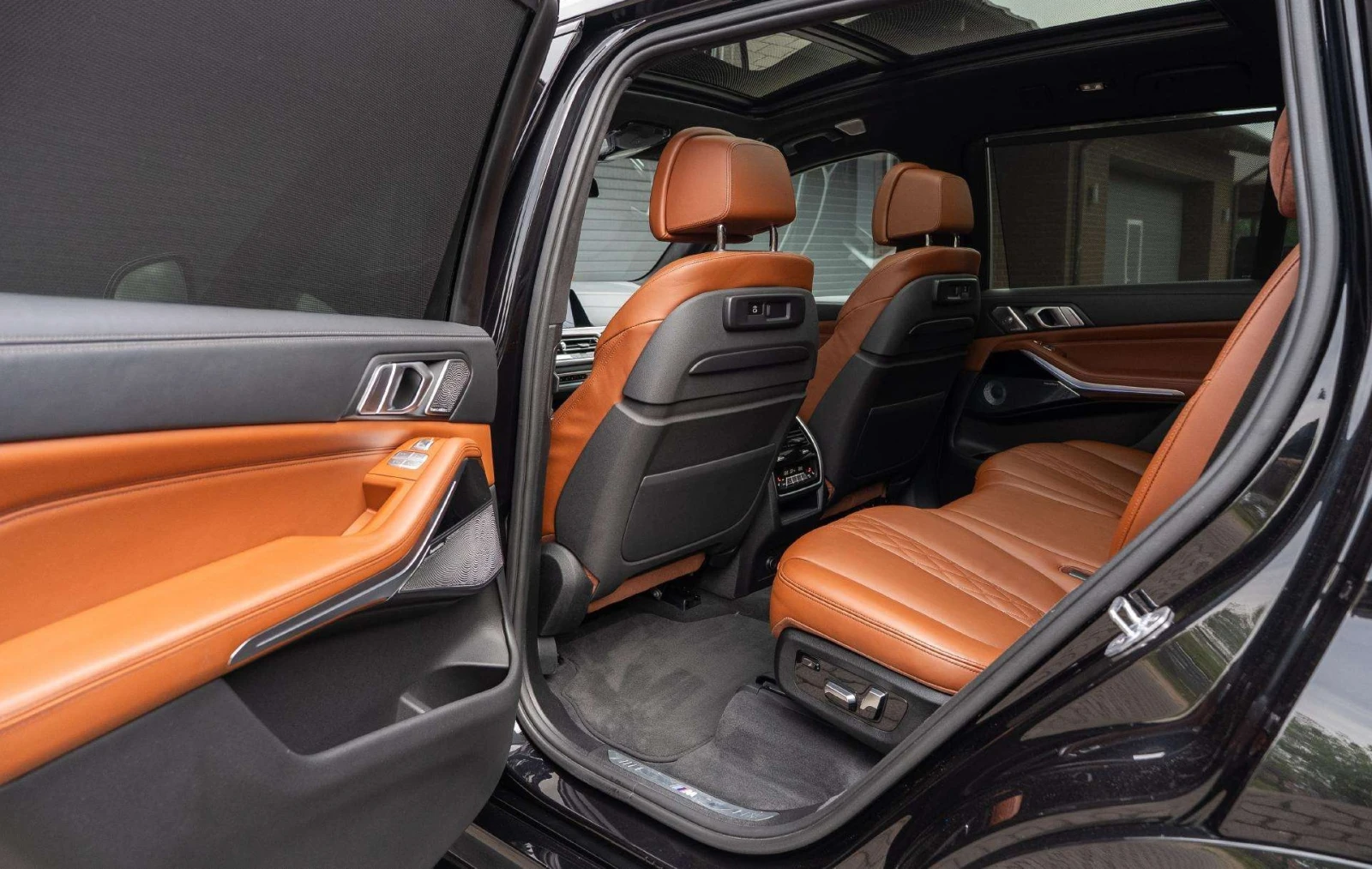 BMW X7 M50d xDrive - изображение 9