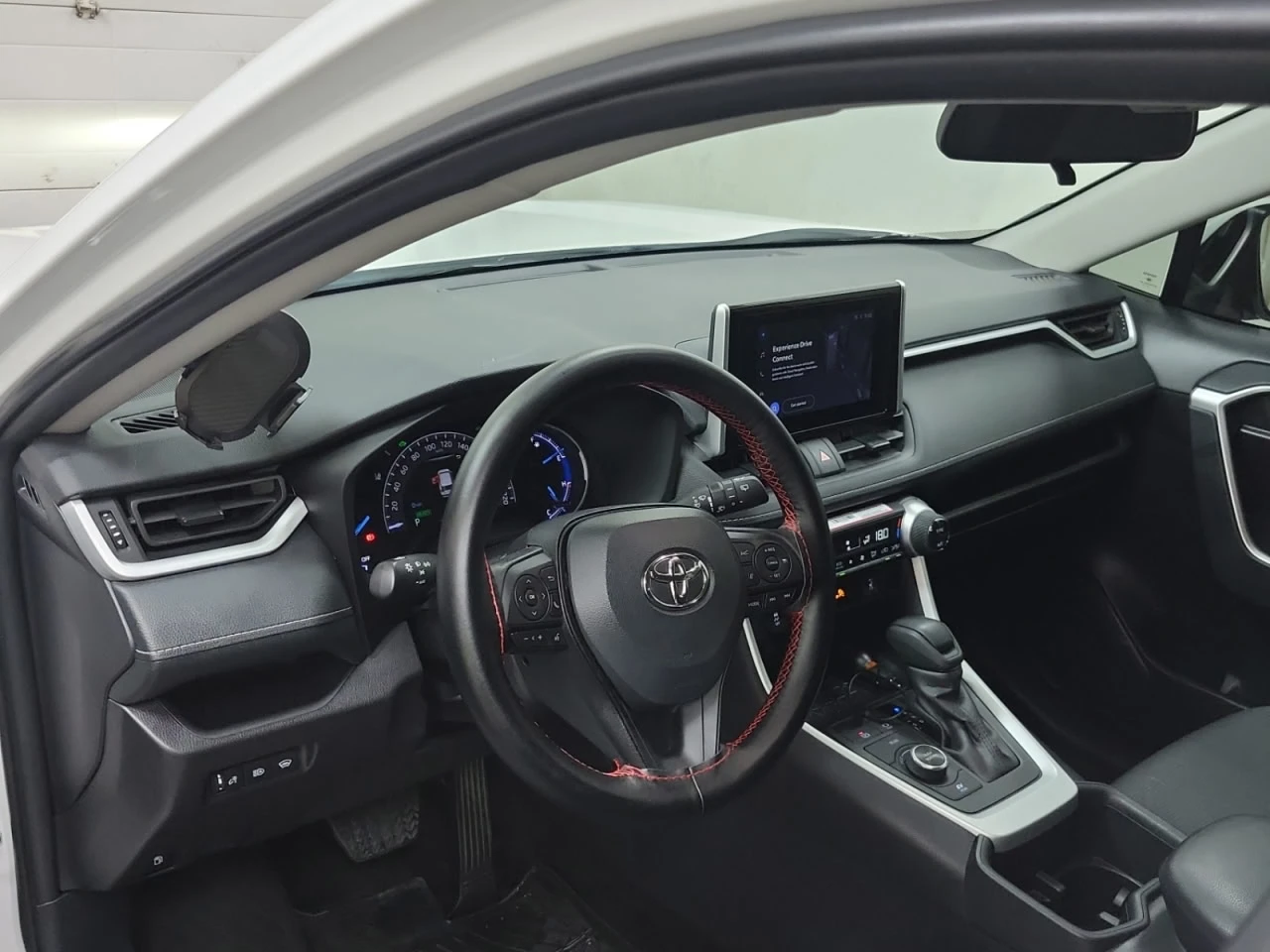 Toyota Rav4 * АВТО КРЕДИТ* ЦЕНА ДО БГ * Сервизна история *  - изображение 8
