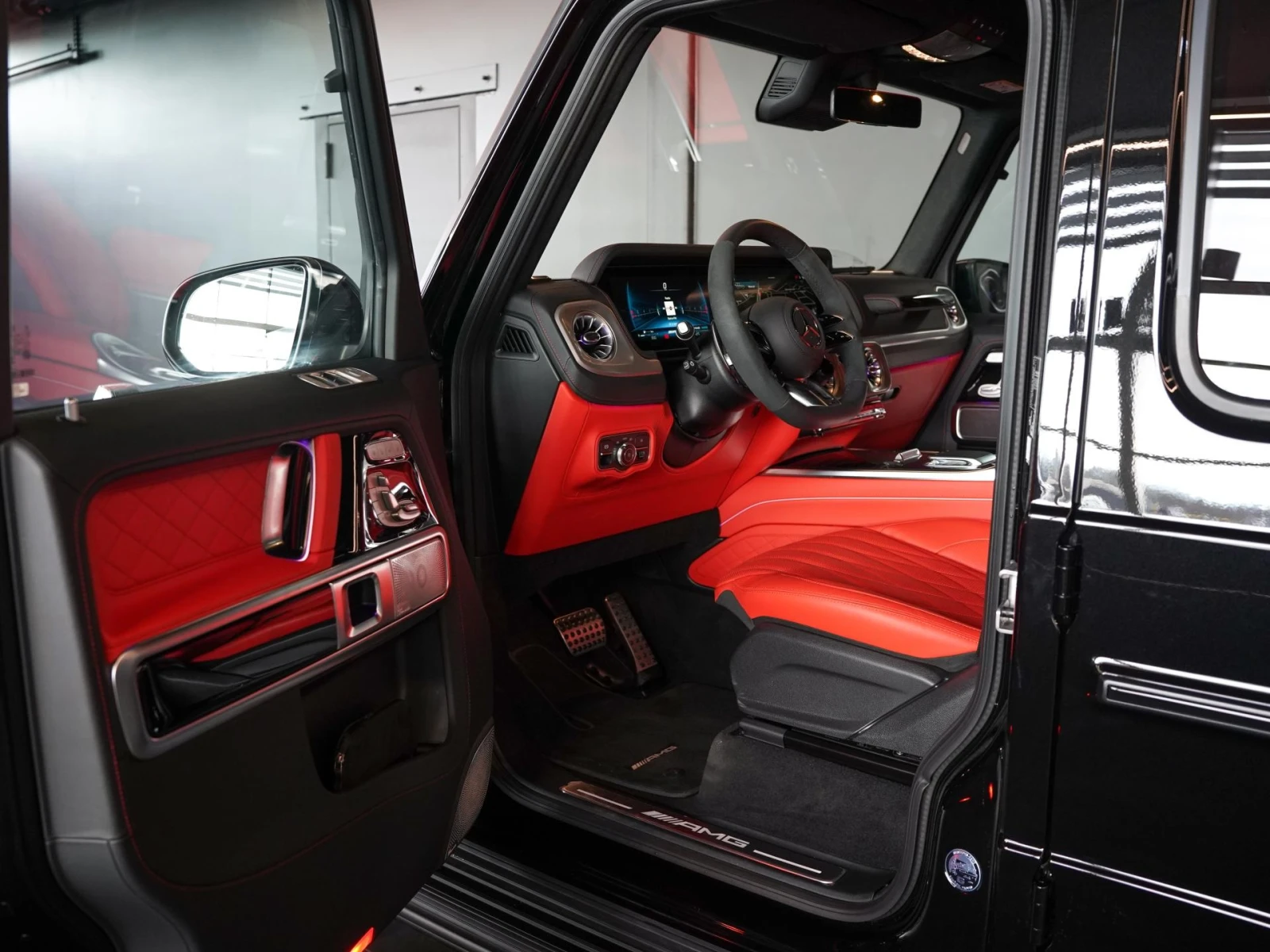 Mercedes-Benz G 63 AMG V8 - изображение 7