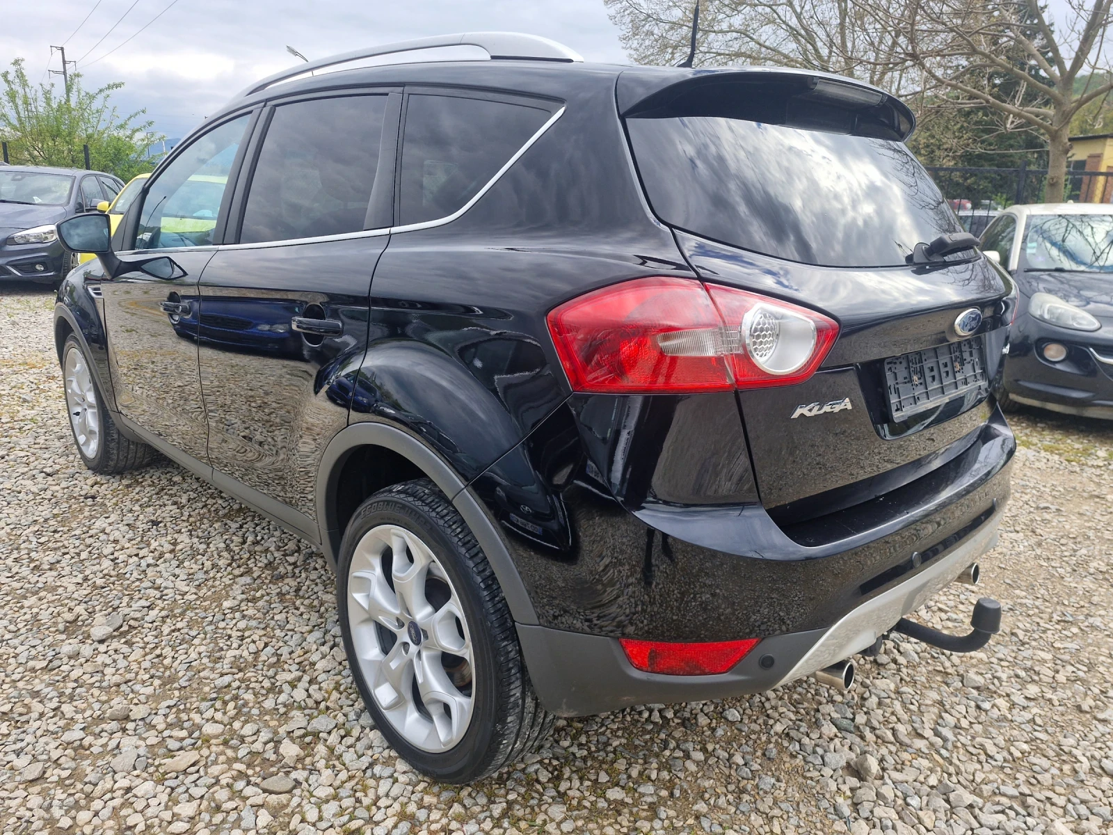 Ford Kuga 2, 5* AC* NAVI* PANO* PDC* КОЖА* 4-4 * AUT* TUV, снимка 3 - Автомобили и джипове - 54295843