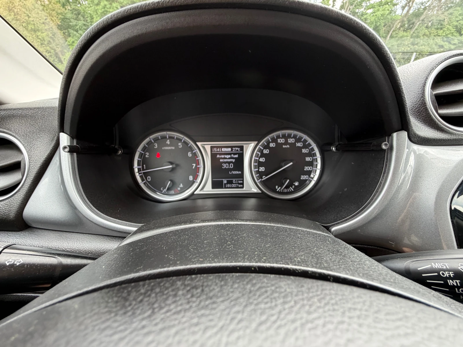 Suzuki Vitara 1.6BENZIN* AllGrip* FULL* 4x4* EVRO6, снимка 14 - Автомобили и джипове - 54576692