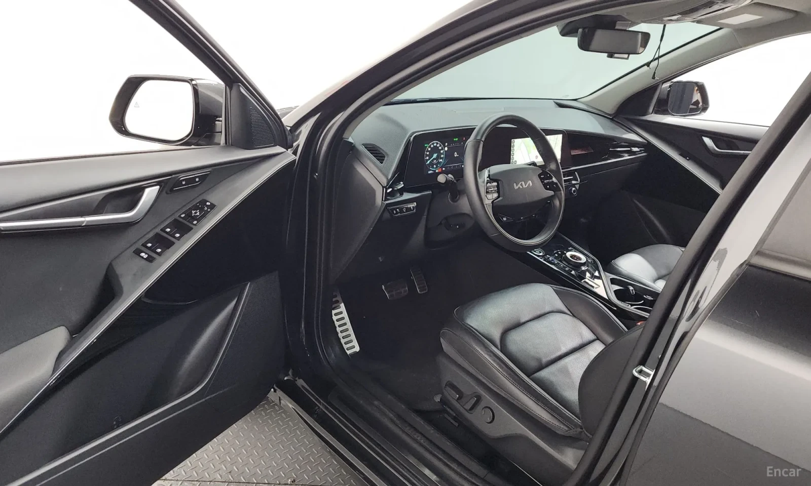 Kia Niro, снимка 10 - Автомобили и джипове - 55057503