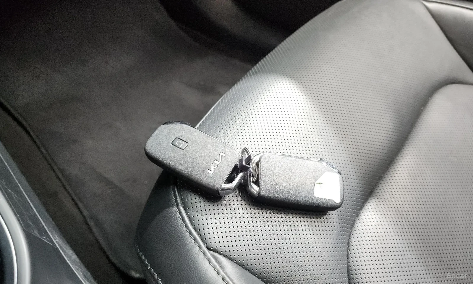 Kia Niro, снимка 15 - Автомобили и джипове - 55057503