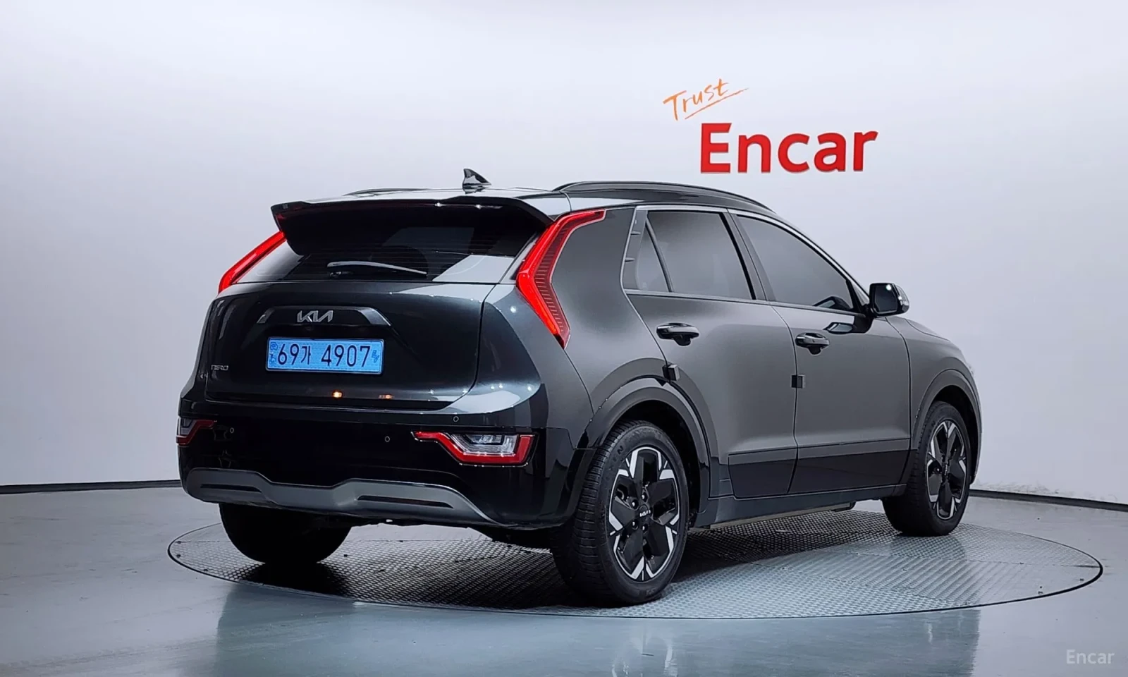 Kia Niro, снимка 2 - Автомобили и джипове - 55057503