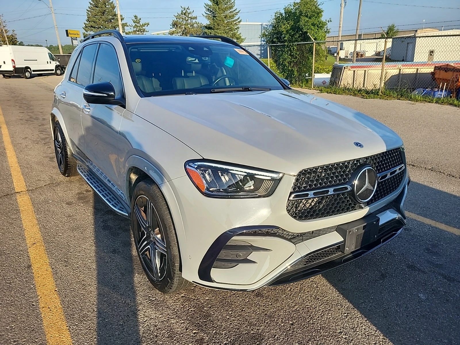 Mercedes-Benz GLE 350 4matic Suv  CARFAX, снимка 5 - Автомобили и джипове - 56017933
