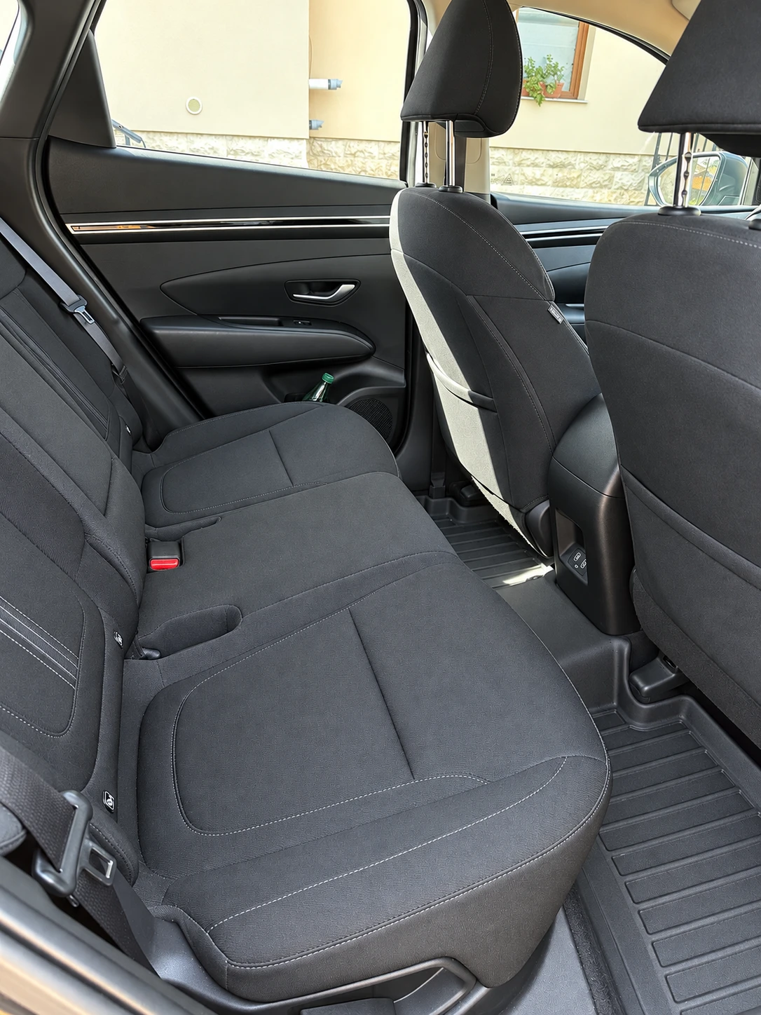 Hyundai Tucson 1.6 CRDi 136 к.с. DCT 2WD, снимка 10 - Автомобили и джипове - 56332122