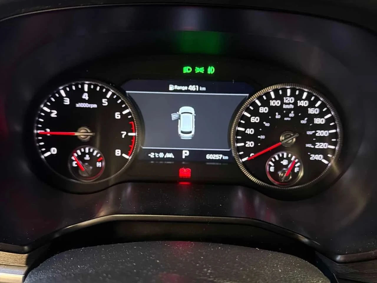 Kia Telluride, снимка 8 - Автомобили и джипове - 56684783