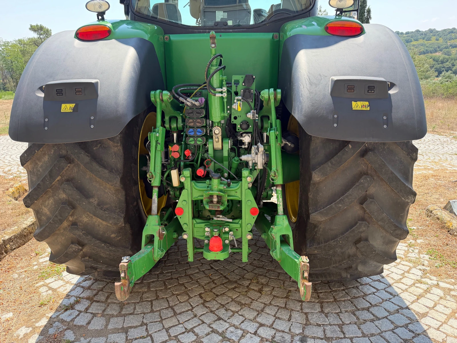 Трактор John Deere 8270R POWER SHIFT ЛИЗИНГ, снимка 7 - Селскостопанска техника - 55380746