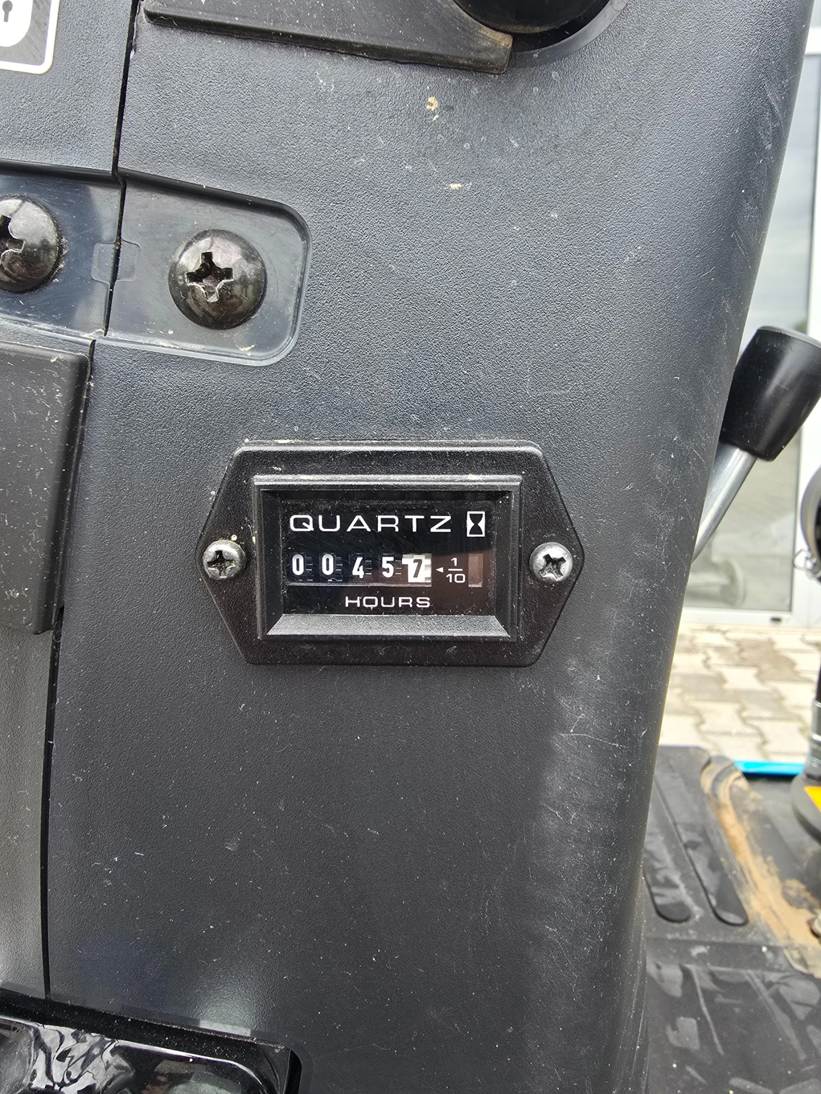  Hitachi | Mobile.bg   11