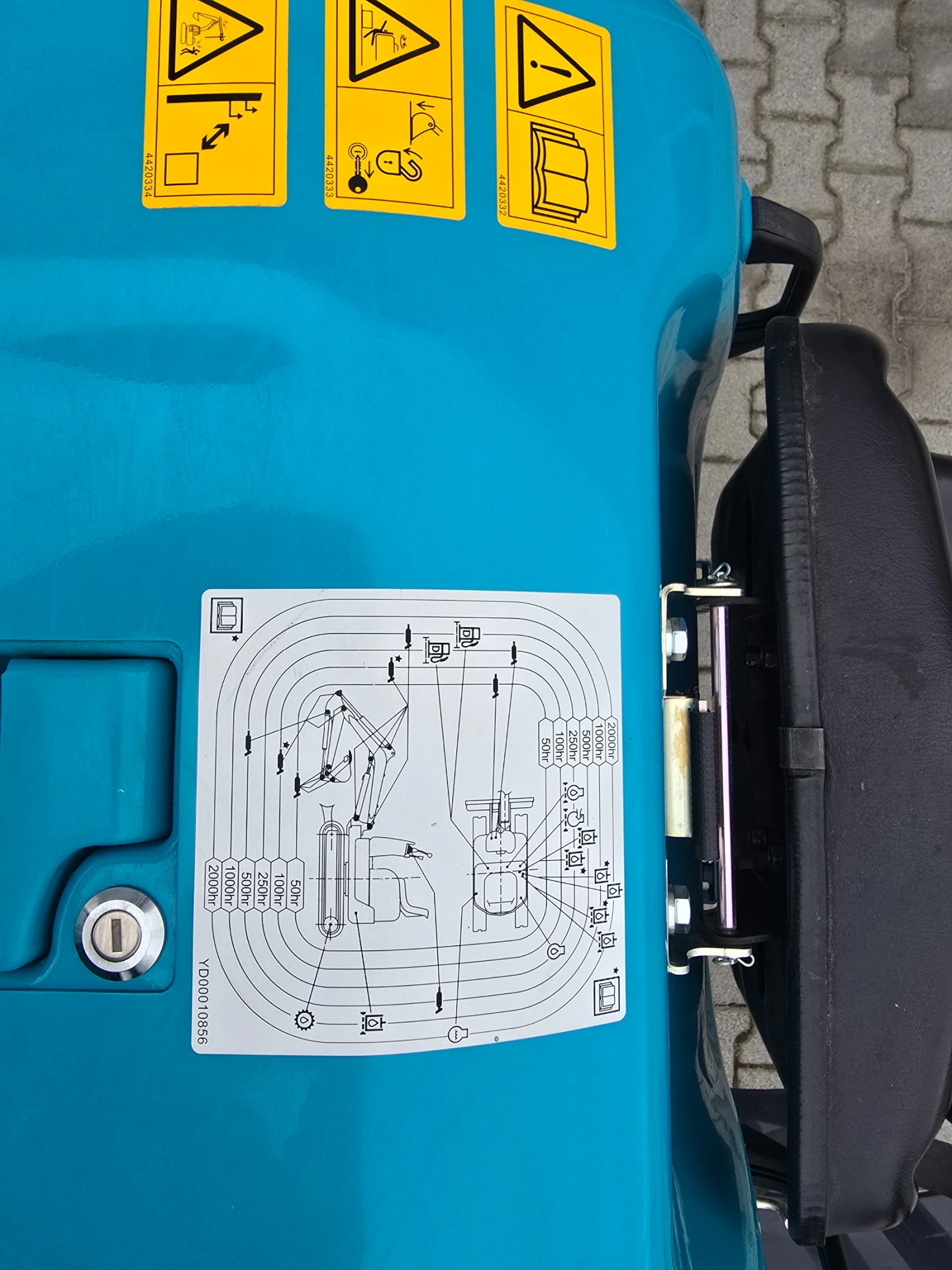  Hitachi | Mobile.bg   12