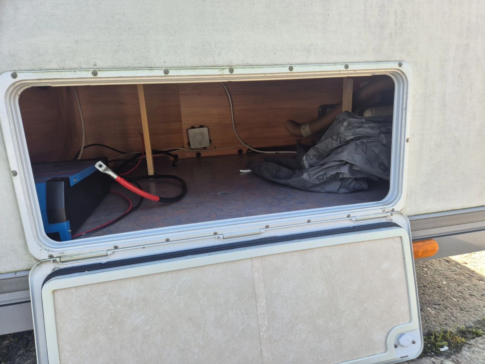 �������� Adria ADIVA 502 | Mobile.bg � ����������� 13