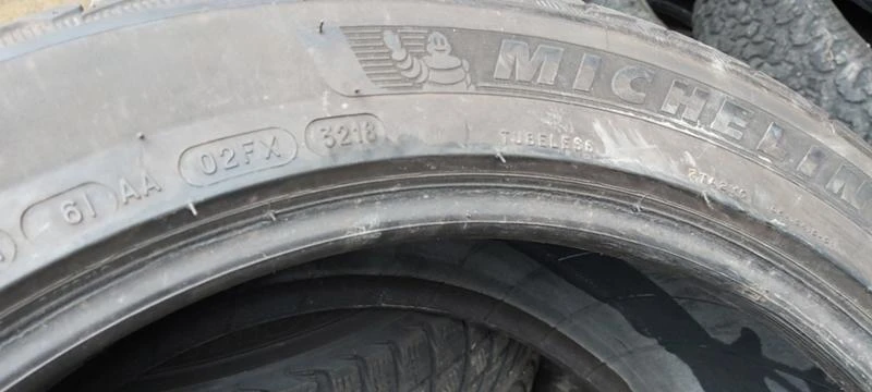 Гуми Зимни 255/45R20, снимка 7 - Гуми и джанти - 32211215