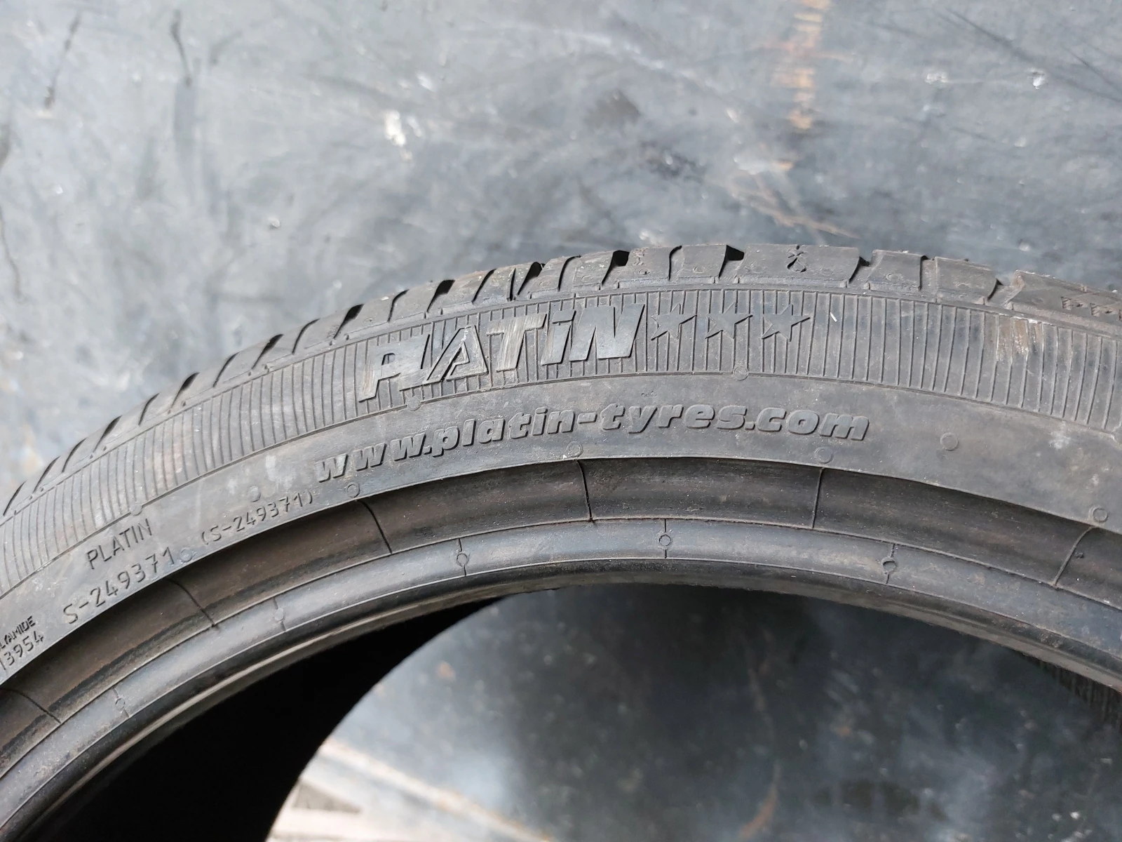 ���� 225/40R18 | Mobile.bg � ����������� 3