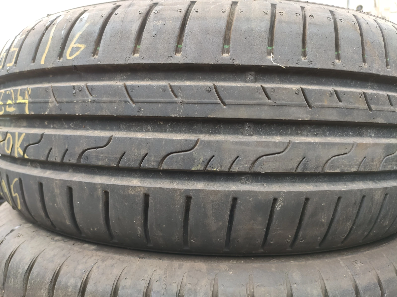 Гуми Летни 195/55R16, снимка 2 - Гуми и джанти - 54634715