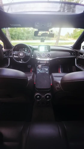 Kia Stinger 3.3T GT, снимка 8