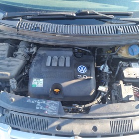 VW Sharan 2.0 i, снимка 14 - Автомобили и джипове - 43362756